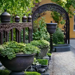 Why Cast Iron Adds Value to Garden Projects