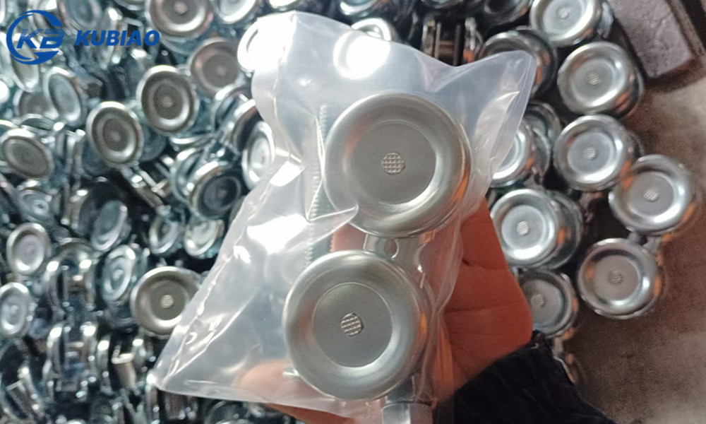 Heavy-Duty 4-Wheeled Hanging Roller