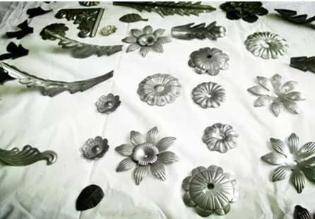 Decorative Cast Steel Leaves/Flowers
